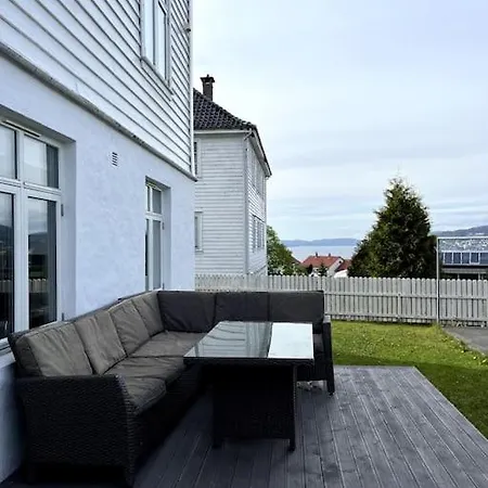 Bynaer Og Fin Leilighet, Stor Privat Terrasse! *